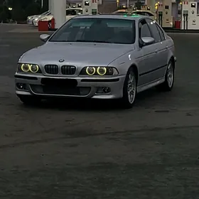 BMW E39 2002