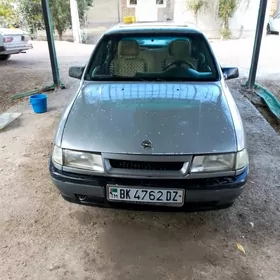 Opel Vectra 1991