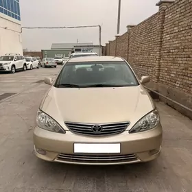 Toyota Camry 2005