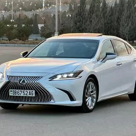 Lexus ES 350 2019