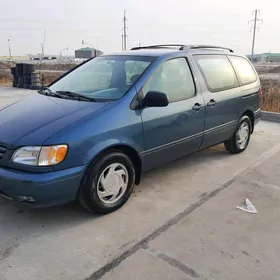 Toyota Sienna 2002