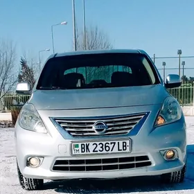 Nissan Versa 2010