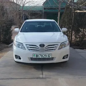 Toyota Camry 2011