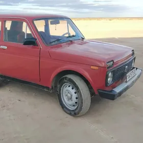 Lada Niva 1982