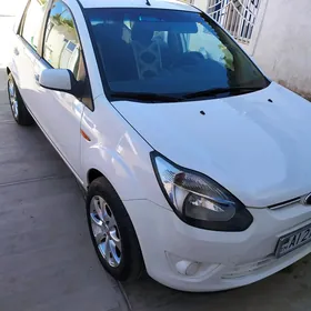 Ford Figo 2011