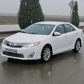 Toyota Camry 2012