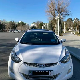 Hyundai Elantra 2012