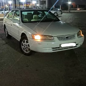 Toyota Camry 1997