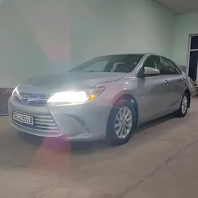 Toyota Camry 2017