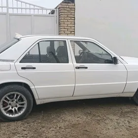 Mercedes-Benz 190E 1992