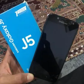 Samsung j5