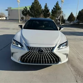 Lexus ES 350 2022