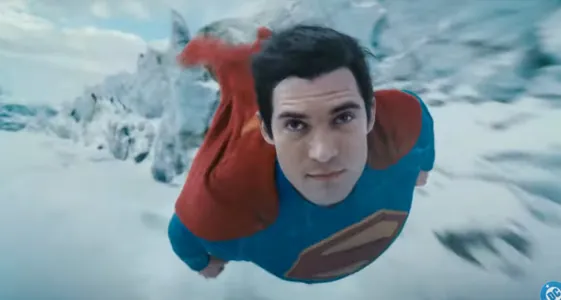 «Supermen» filminiň täze tizer-treýleri çykdy