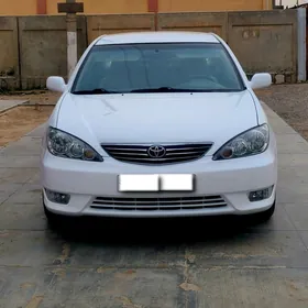 Toyota Camry 2005