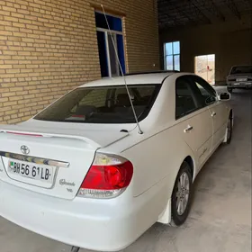 Toyota Camry 2004