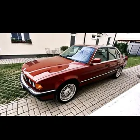 BMW 750 1992