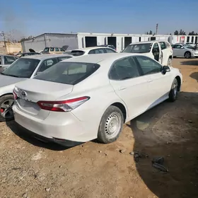 Toyota Camry 2020