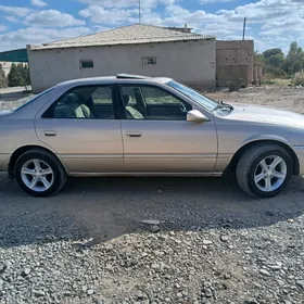 Toyota Camry 1998