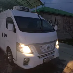 Nissan Urvan 2019