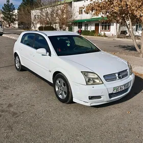 Opel Signum 2004