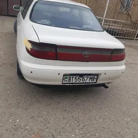 Toyota Carina 1993