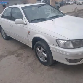 Toyota Camry 1999