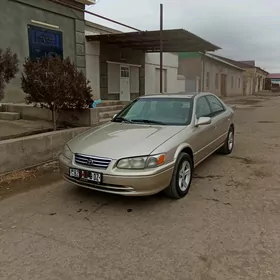 Toyota Camry 1997