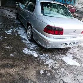 Opel Omega 2002