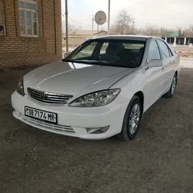 Toyota Camry 2003