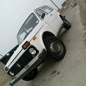 Lada Niva 1987