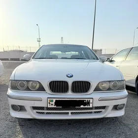 BMW E39 2000