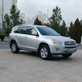 Toyota RAV4 2010