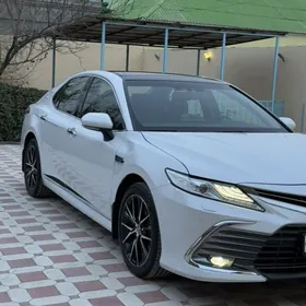 Toyota Camry 2022