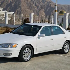 Toyota Camry 2000