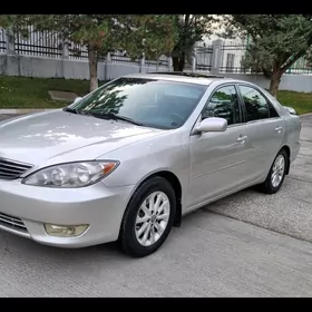 Toyota Camry 2005