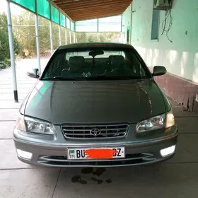 Toyota Camry 1998