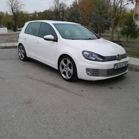 Volkswagen GTI 2010