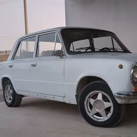 Lada 2107 1981