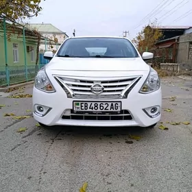 Nissan Versa 2018