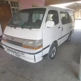 Toyota Hiace 1995