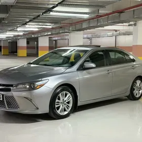 Toyota Camry 2017