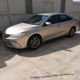 Toyota Camry 2017