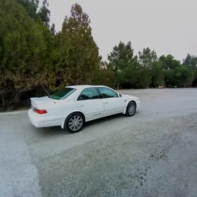 Toyota Camry 2000