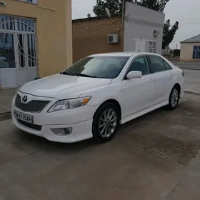 Toyota Camry 2011