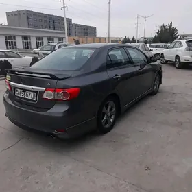 Toyota Corolla 2013