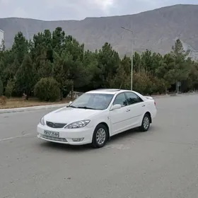 Toyota Camry 2005