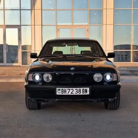 BMW E34 1990