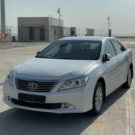 Toyota Camry 2014