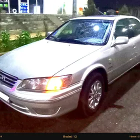 Toyota Camry 2000