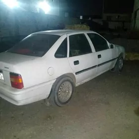 Opel Vectra 1992